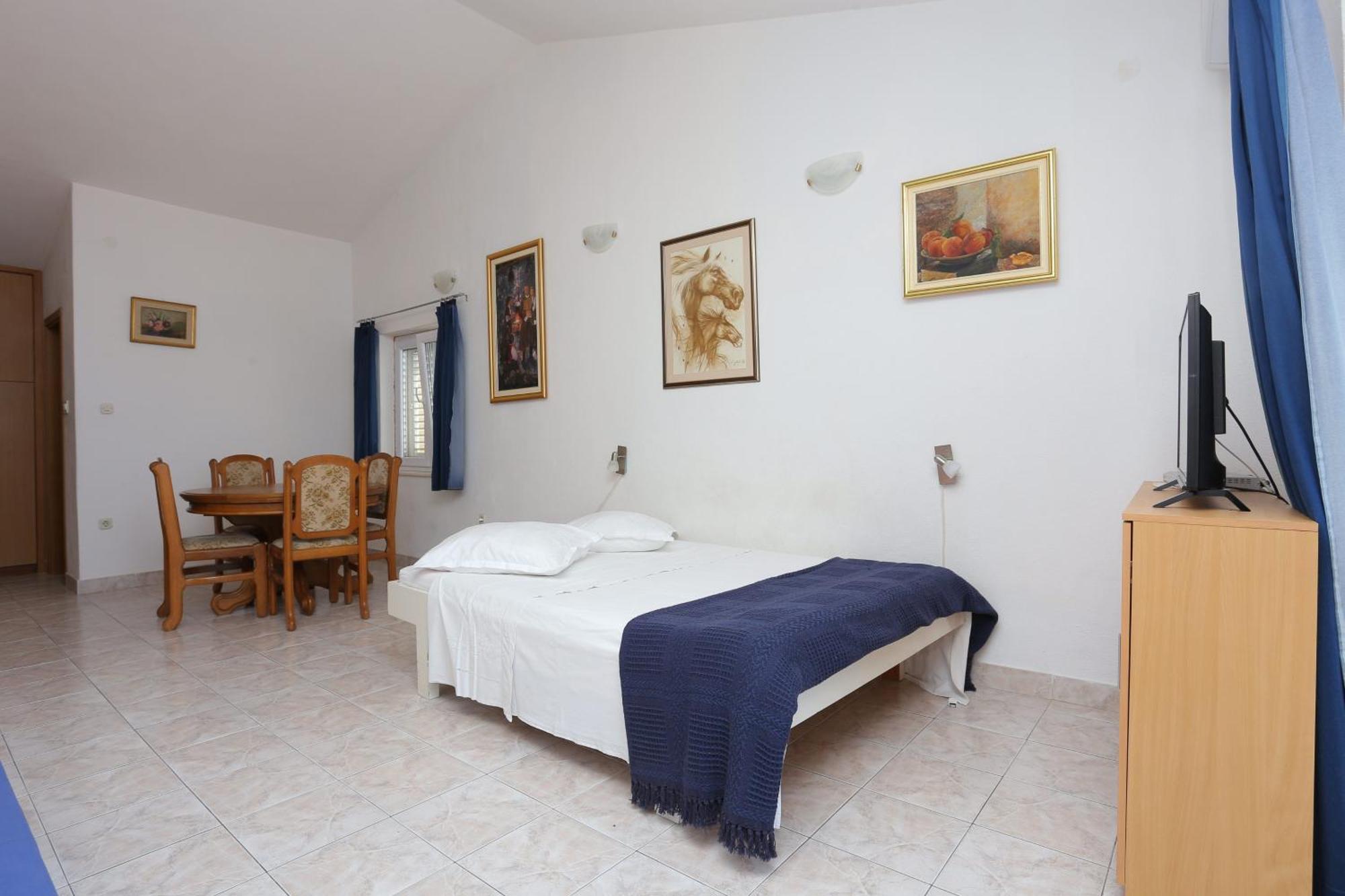 Apartments By The Sea Baska Voda, Makarska - 300 Oda fotoğraf