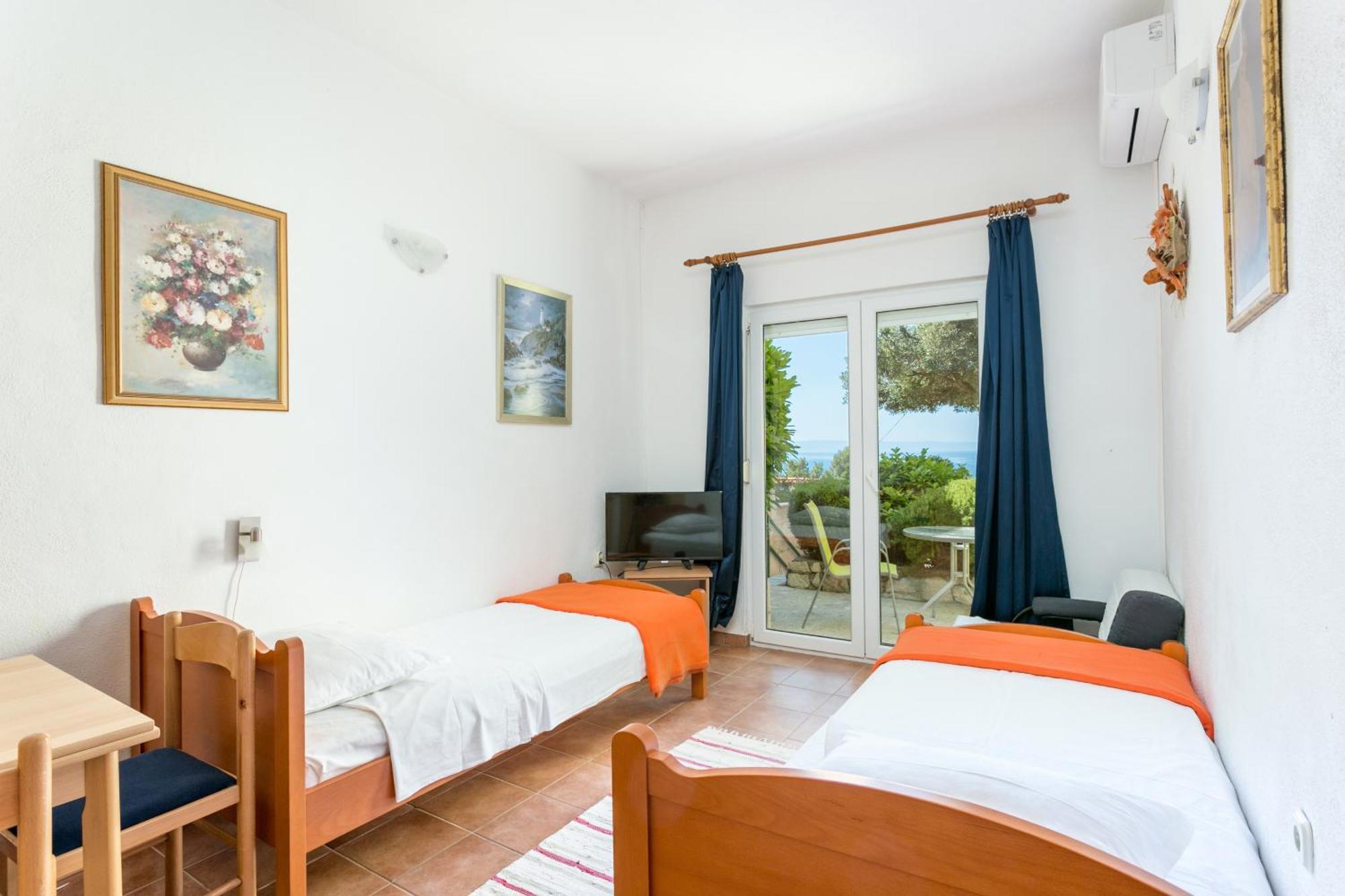 Apartments By The Sea Baska Voda, Makarska - 300 Dış mekan fotoğraf